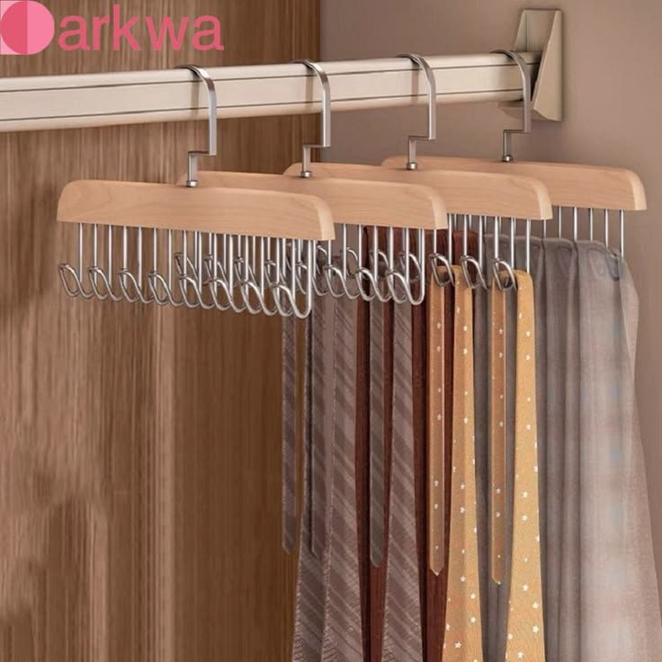 آویز لباس 8شاخه چوبی